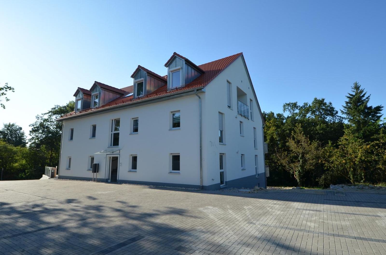 Julo Apartments Tuchenbach Eksteriør billede