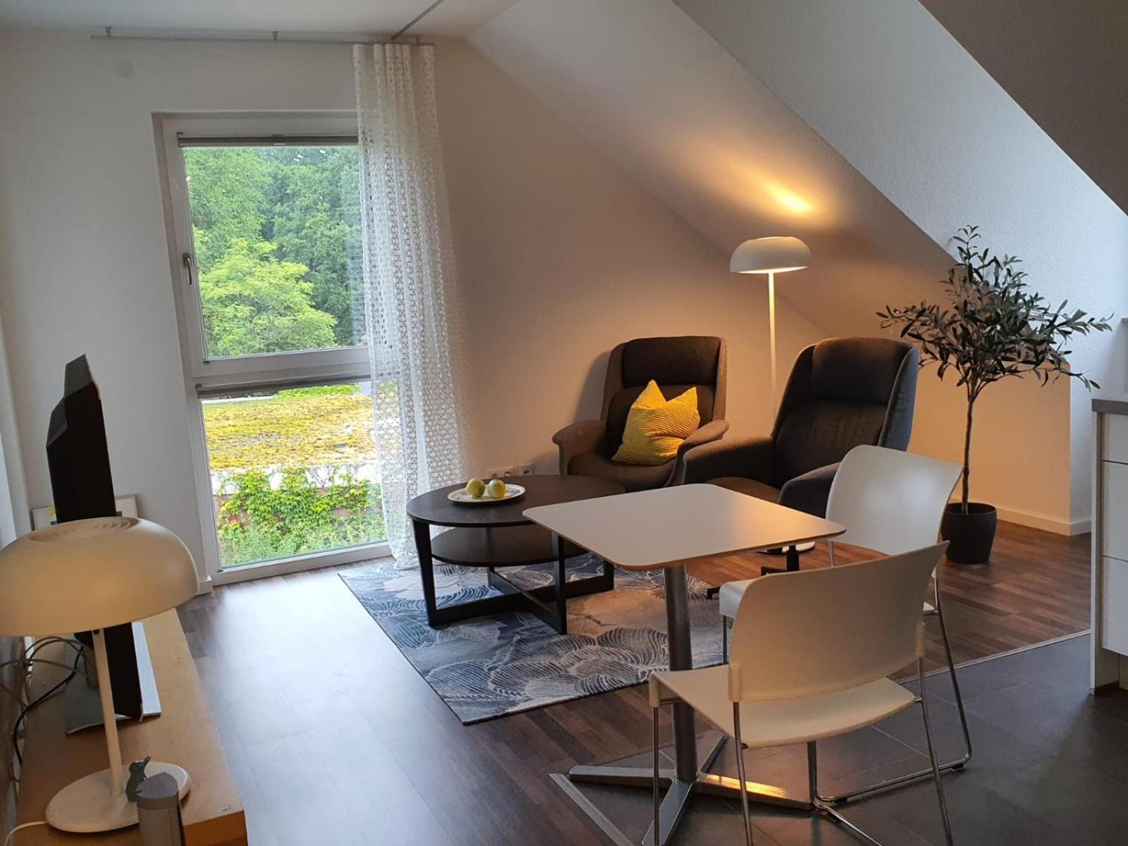 Julo Apartments Tuchenbach Eksteriør billede